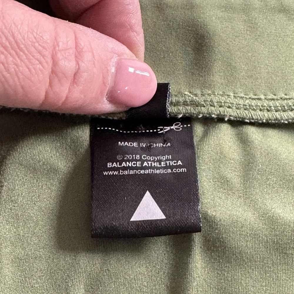 Balance Athletica Women's‎ Size XS Green Long Sleeve Cropped Jacket Thumbholes
